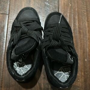 Naked Wolfe skater shoes black size 36